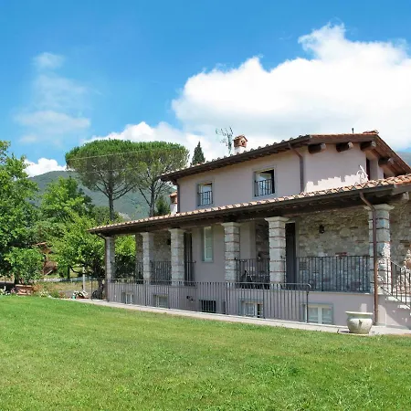 Locazione Turistica La Gattarella Vakantiehuis *